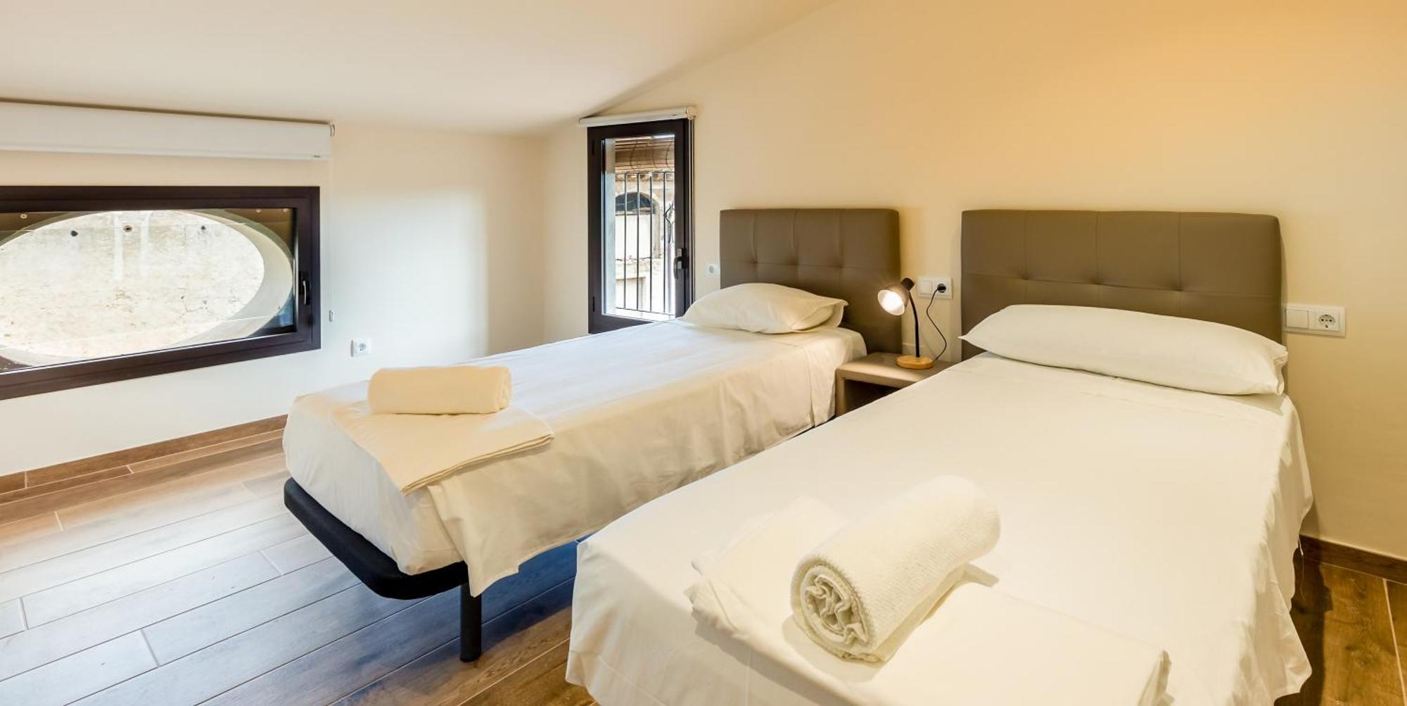 Can Cintet 3 Apartamento Con Terraza En Besalú Esterno foto