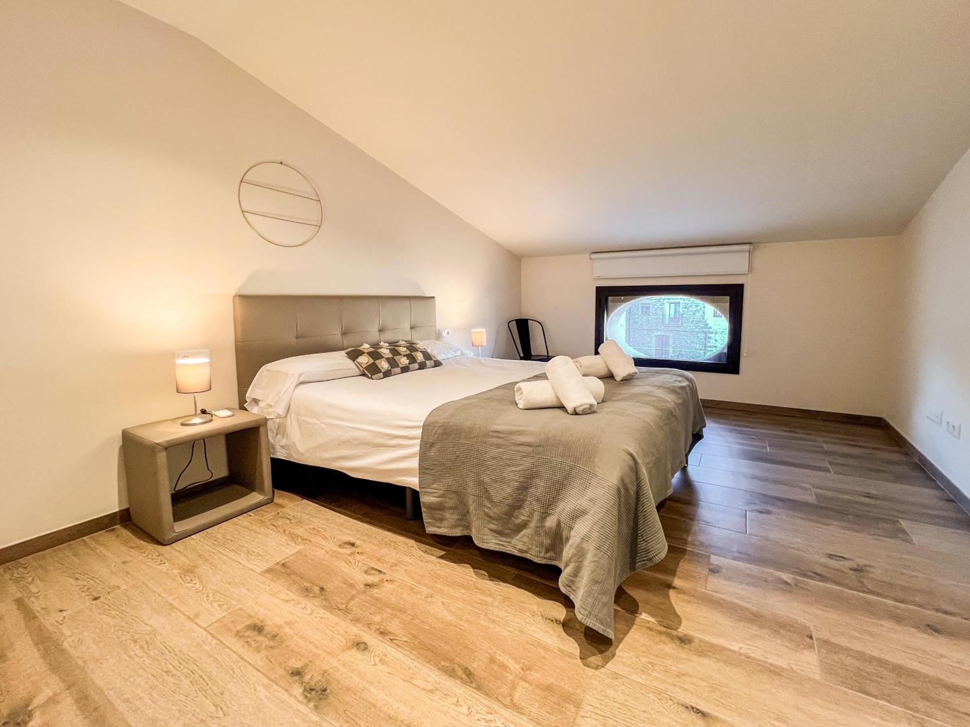 Can Cintet 3 Apartamento Con Terraza En Besalú Esterno foto