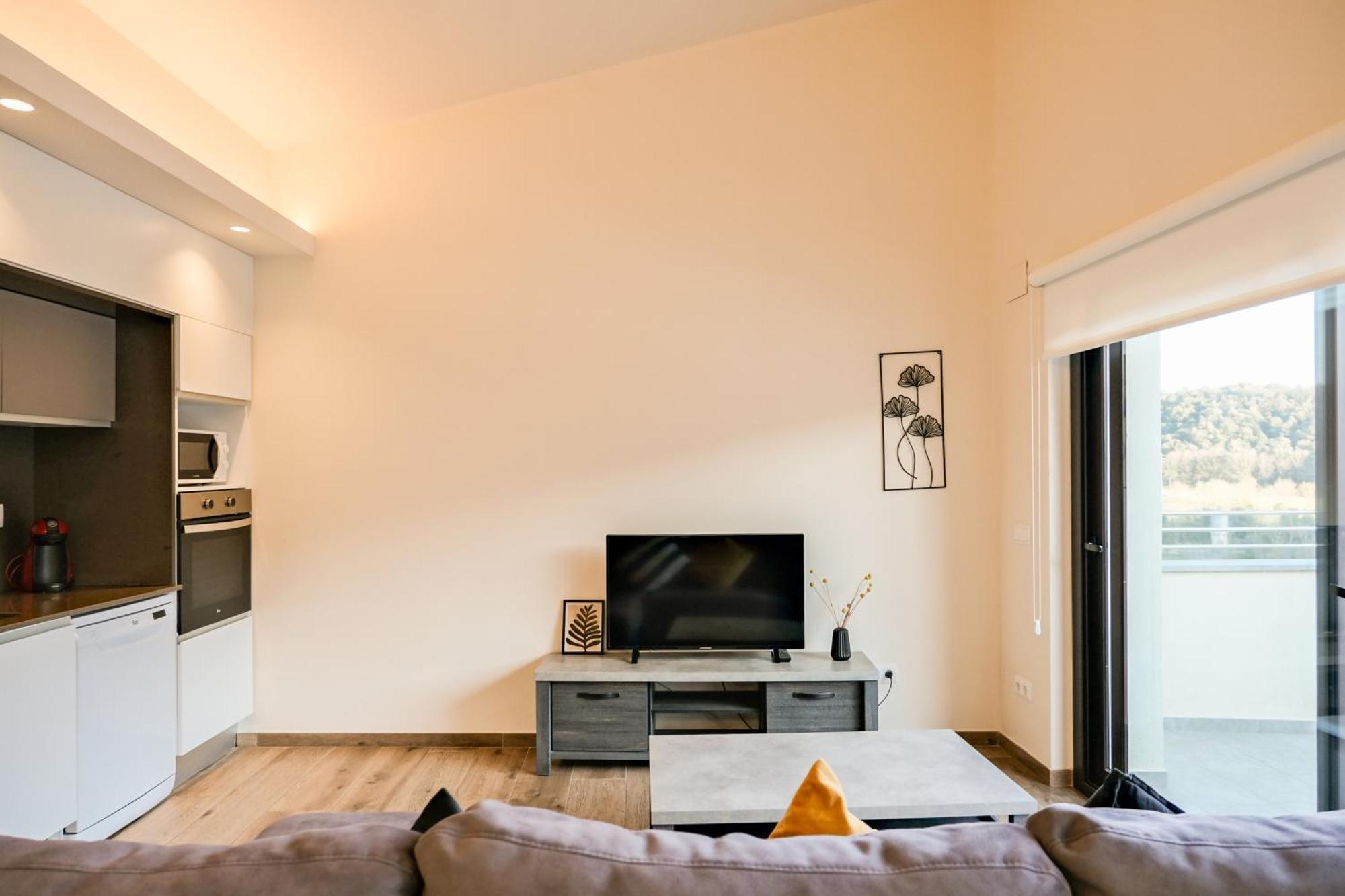 Can Cintet 3 Apartamento Con Terraza En Besalú Esterno foto
